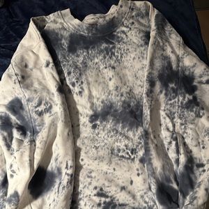 EUC lululemon Perfectly Oversized Crew. Size 4. Marble dye